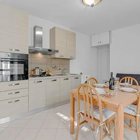 Desenzano - Antica Casa A Pochi Passi Dal Apartament